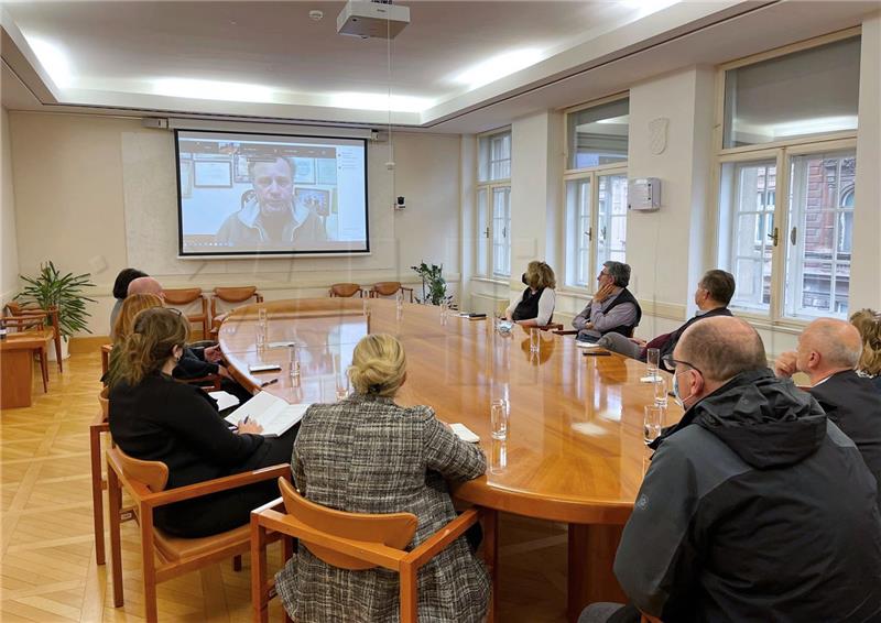 Croatian museum professionals, conservators helping their Ukrainian colleagues