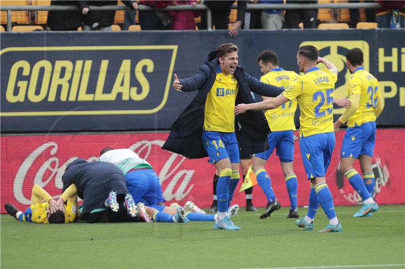 Španjolska: Cadiz - Villarreal 1-0