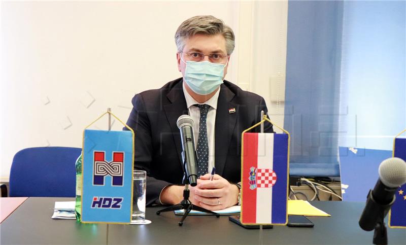 Plenković says gov't does its utmost to buffer shock of fuel price hikes