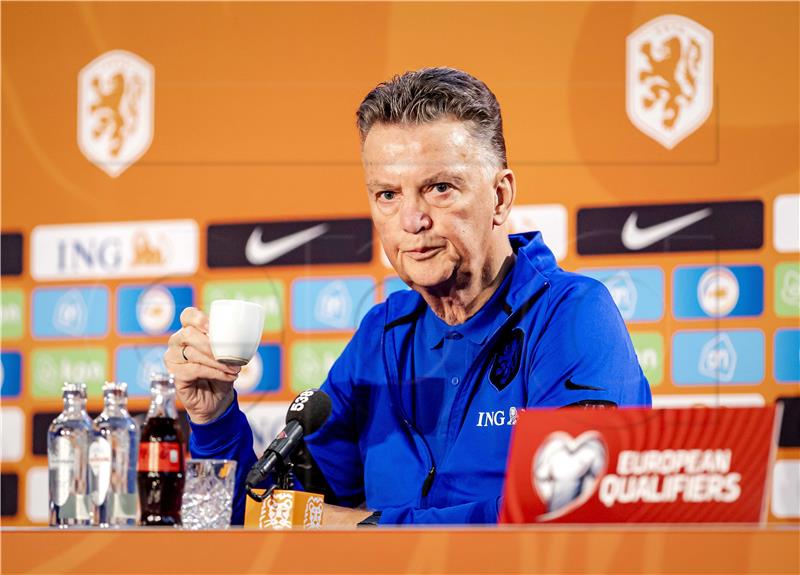 Van Gaal: Smiješno je organizirati mundijal u Kataru