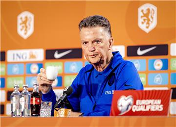 Van Gaal: Smiješno je organizirati mundijal u Kataru