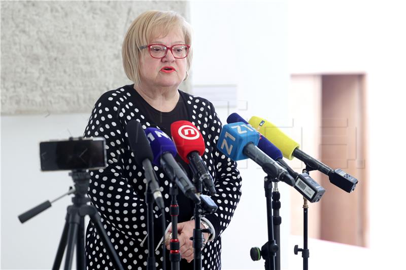 Konferencija za medije Anke Mrak-Taritaš