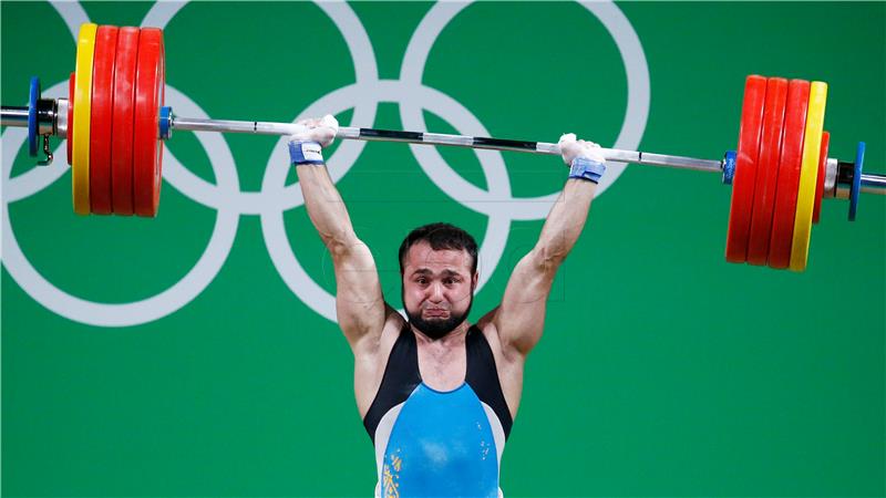 Kazahstanski dizač utega bez zlatne olimpijske medalje