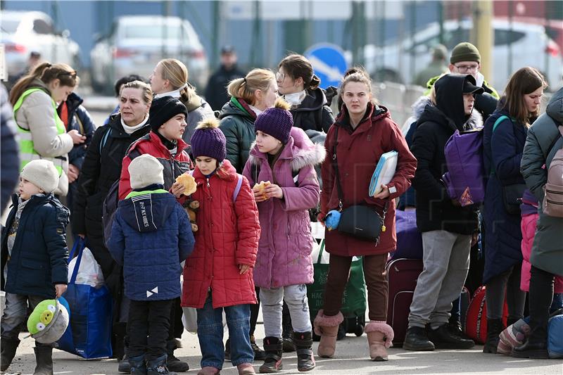 Unicef: Svoje domove moralo napustiti više od pola ukrajinske djece