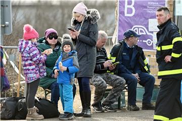 HUB: Broj zahtjeva izbjeglih Ukrajinaca za osnovni račun zasad nije značajan