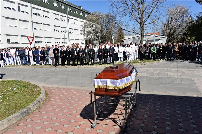 Vukovar bids wartime hospital director Vesna Bosanac farewell