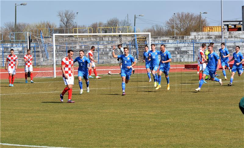 Kvalifikacijska utakmica U-19 reprezentacija Hrvatske i Rumunjske u Karlovcu