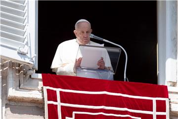 Papa Franjo: Mučeništvo Ukrajine i barbarska ruska agresija 