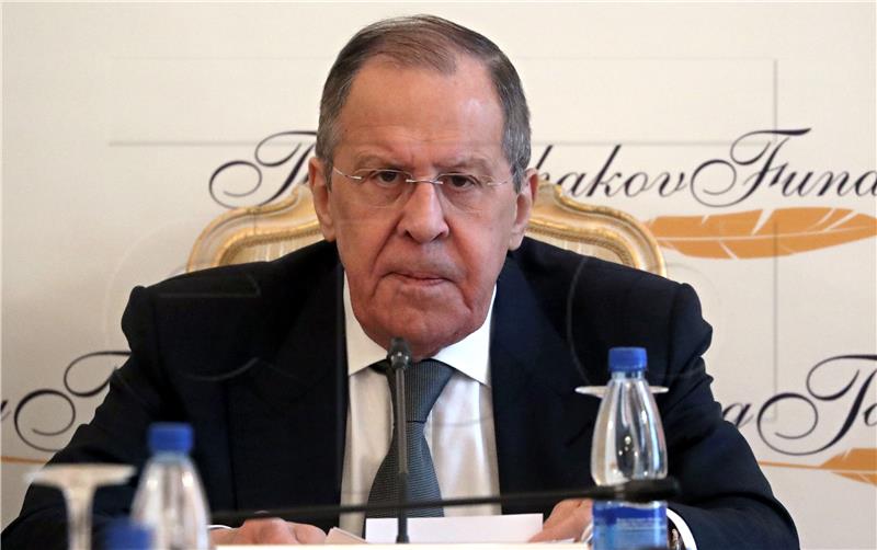 Lavrov: Sastanak Putina i Zelenskija kada dvije strane budu bliže dogovoru