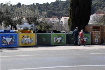 Dubrovnik: Edukativna kampanja "COOLtura odvajanJA otpada"