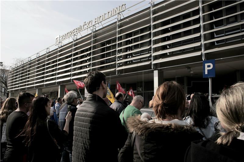 Protest held against layoffs at Zagreb Holding