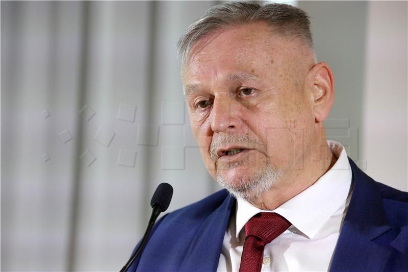 Vidović: Rekonstrukcija Vlade ne smije zaobići Gordana Grlića Radmana