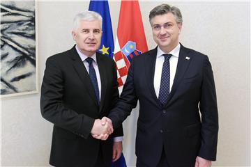 Plenković razgovarao s Čovićem