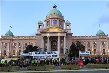 Srbija danas bira predsjednika, parlament i vlast u Beogradu