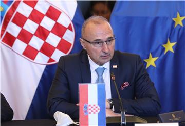 Sastanak ministara vanjskih poslova Hrvatske, Slovenije i Italije 