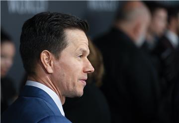 Mark Wahlberg udebljao se za ulogu boksača-svećenika