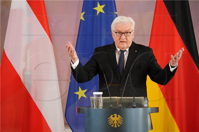 Steinmeier bi Putina i Lavrova izveo pred sud