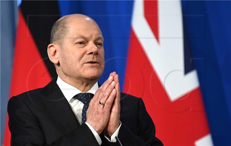 Scholz: Njemačka bi ove godine mogla prestati uvoziti rusku naftu