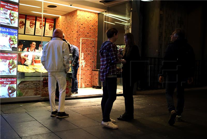 Zagrepčani u veselom tonu dočekali ublažavanje mjera