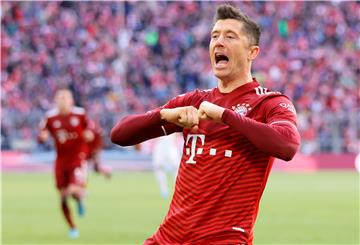 Njemačka: Lewandowski iz penala spasio Bayern