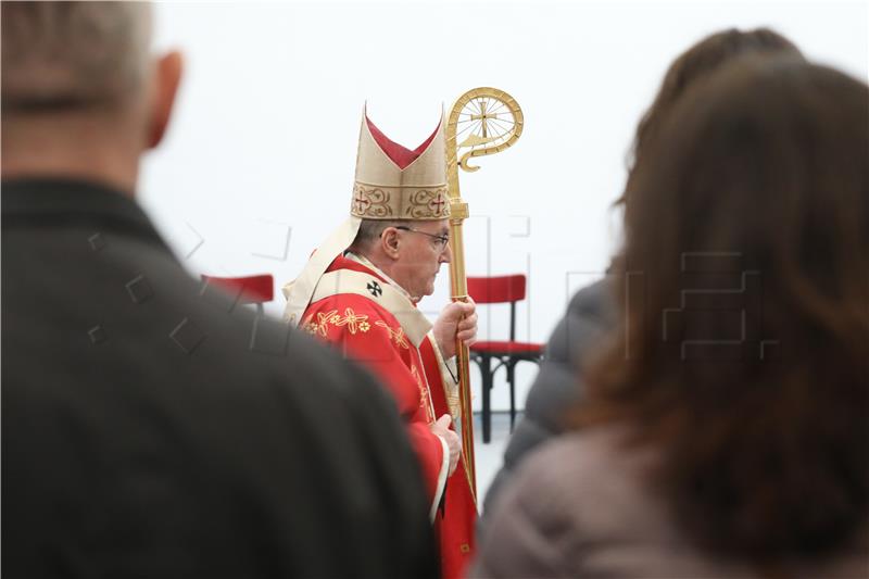 Kardinal Josip Bozanić predvodio euharistijsko slavlje