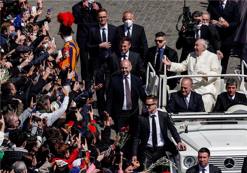 VATICAN BELIEF PALM SUNDAY MASS