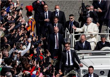 VATICAN BELIEF PALM SUNDAY MASS