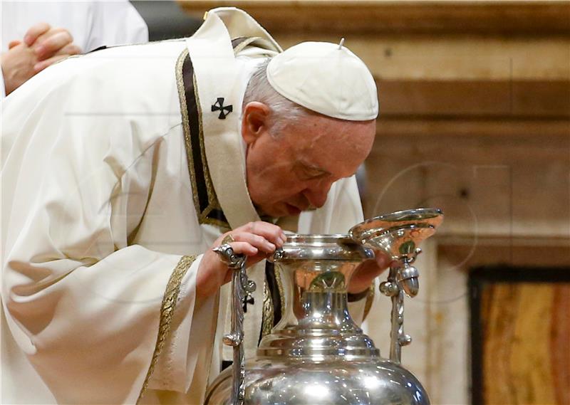 VATICAN CHRISM MASS