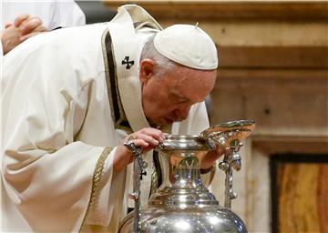 VATICAN CHRISM MASS