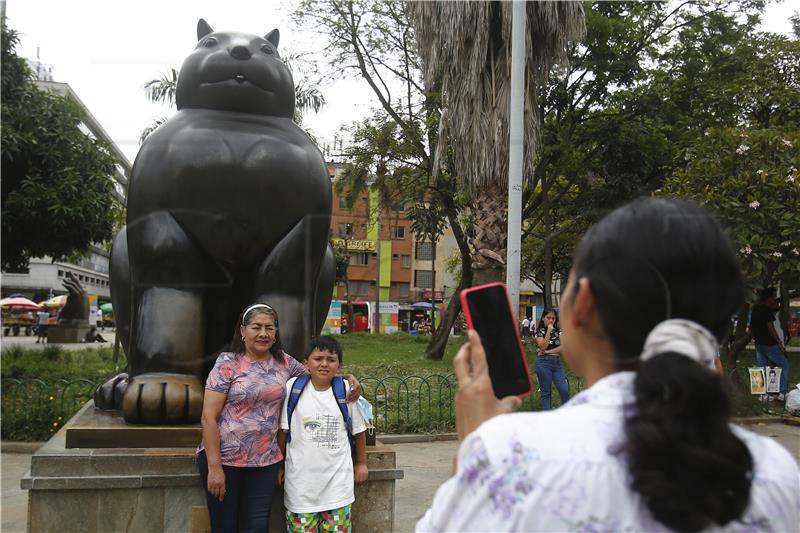 COLOMBIA ART