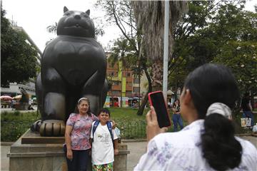 COLOMBIA ART