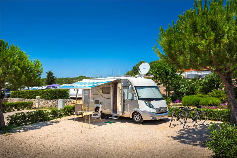 Revenues of camping businesses on rise from 2016 to 2019 to fall in 2020 