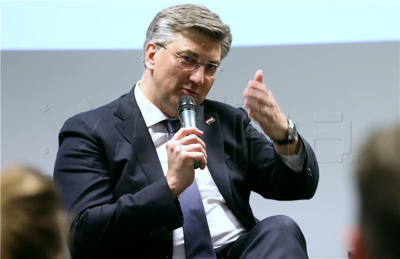 Plenković na Fakultetu političkih znanosti na obilježavanju Dana planete Zemlje