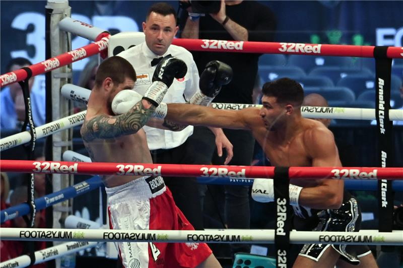 BRITAIN BOXING HEAVYWEIGHT TITLE