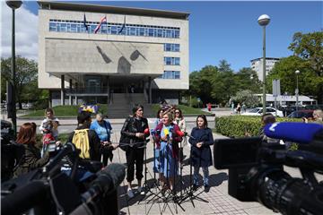  Konferencija o odluci Vrhovnog suda vezano za Odluku za roditelje odgojitelje