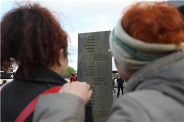 U Zagrebu otkriven spomenik žrtvama Holokausta i ustaškog režima