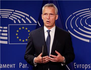 Stoltenberg: Finska i Švedska mogle bi se brzo pridružiti NATO-u 