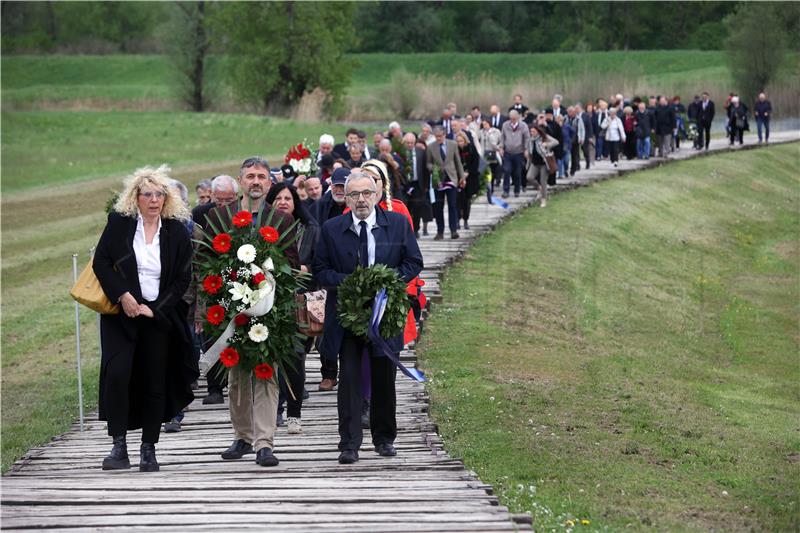 Jewish community commemorates Jasenovac death camp victims