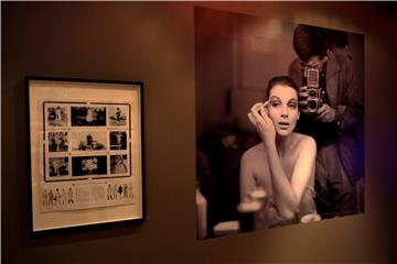 AUSTRALIA HELMUT NEWTON EXHIBITION