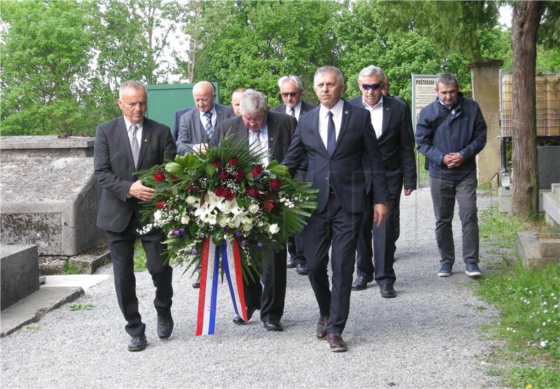 Hrvatski generalski zbor u Sisku odao počast stožernom generalu Bobetku