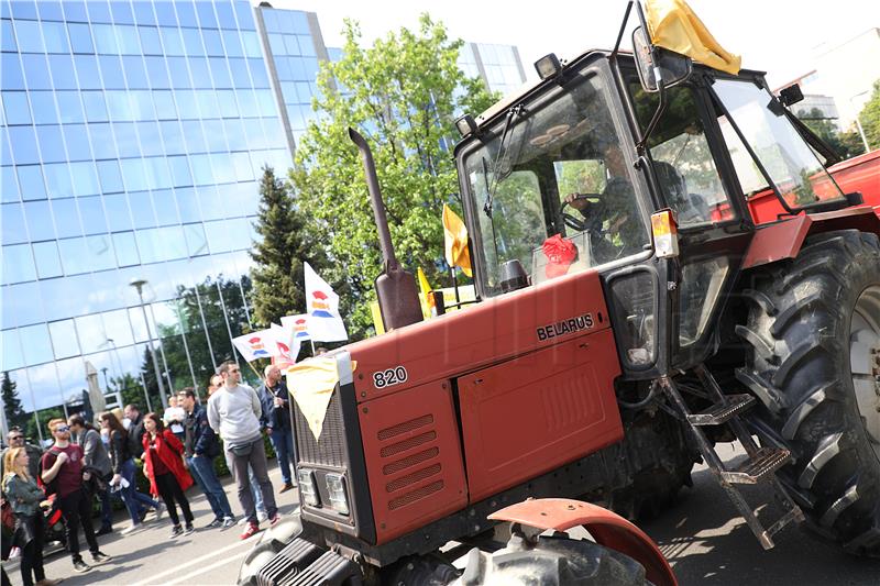 SSSH obilježio 1. svibnja  tradicionalnom prosvjednom povorkom gradskim ulicama