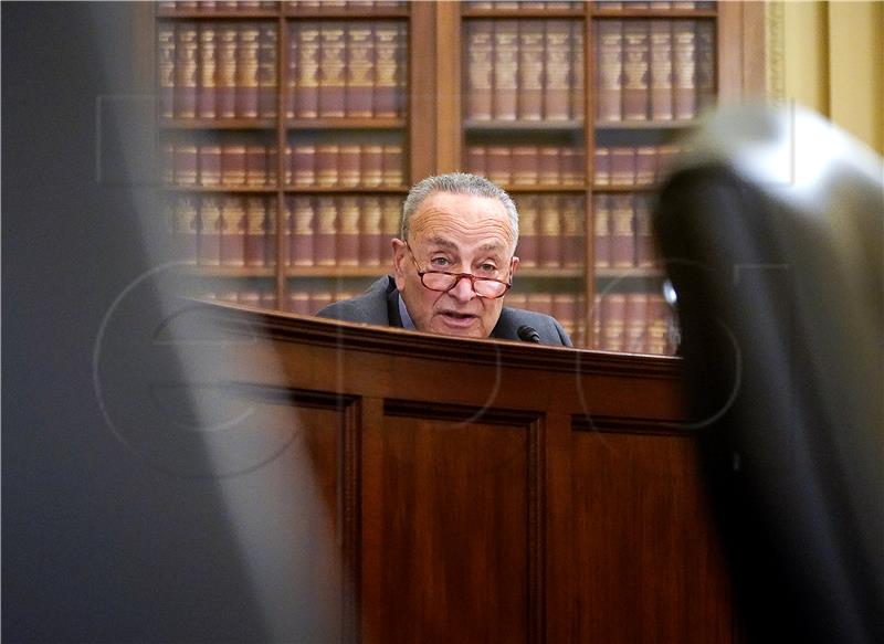 Schumer: Imovina ruskih oligarha za pomoć Ukrajini