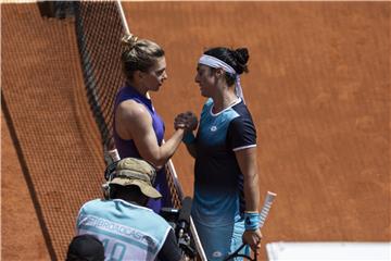 WTA Madrid: Jabeur preko Halep do polufinala