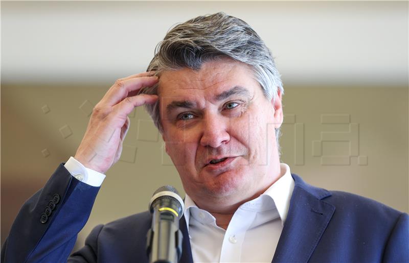 Milanović writes to Plenković, proposes National Security Council session on BiH