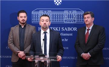 Suverenisti: Uklanjanje grba u Bleiburgu je poraz hrvatske diplomacije