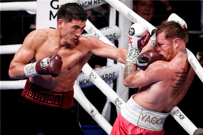 USA BOXING CANELO BIVOL FIGHT NIGHT