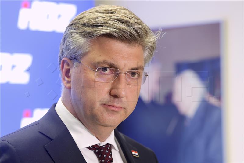 Plenković nakon sjednice Predsjedništva i Nacionalnog vijeća HDZ-a