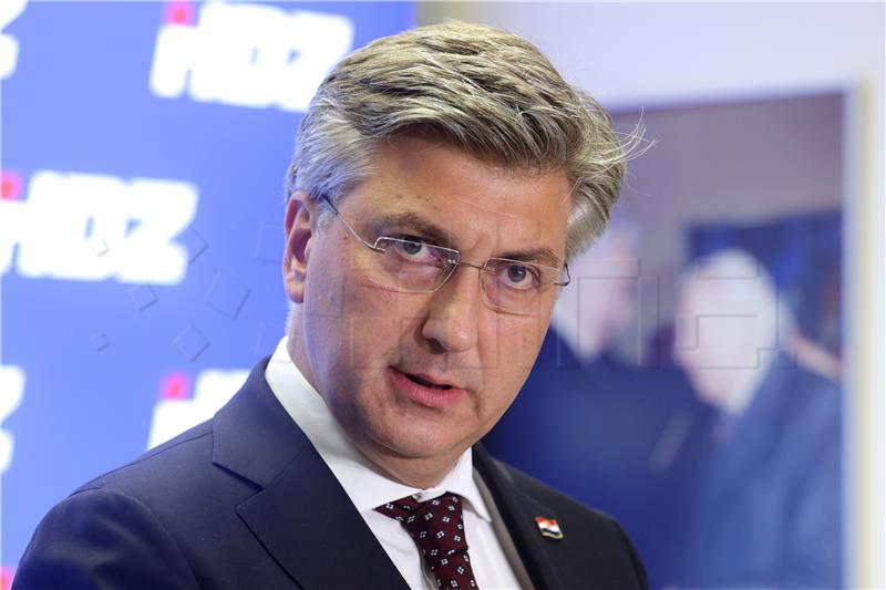 Plenković nakon sjednice Predsjedništva i Nacionalnog vijeća HDZ-a