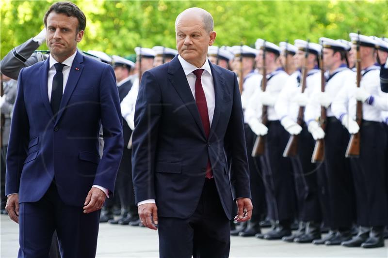 Scholz i Macron traže što hitnije primirje u Ukrajini