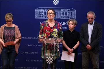 Klub zastupnika Zeleno-lijevog bloka održao konferenciju za medije